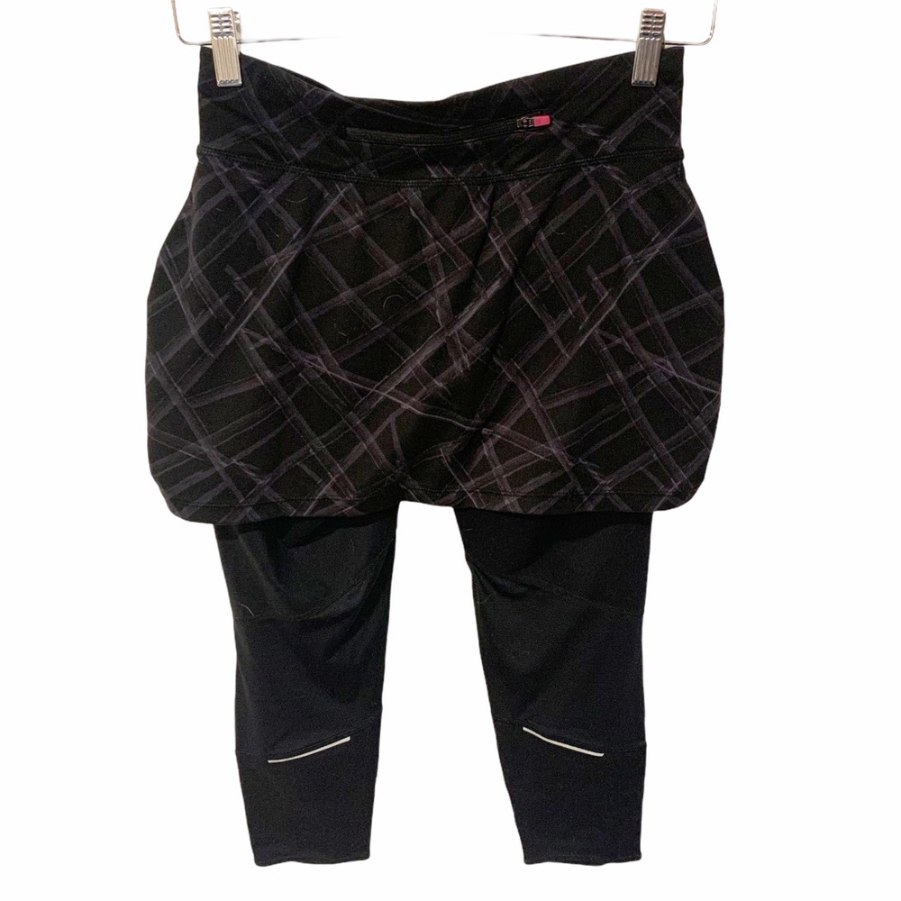 Athleta Size XS Splash Contender 2 in 1 Black Capri‎ Athletic Legging Skirt - Picture 7 of 8